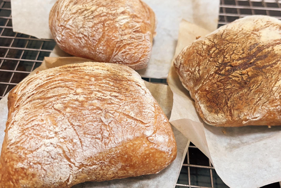 恰巴塔面包  Ciabatta