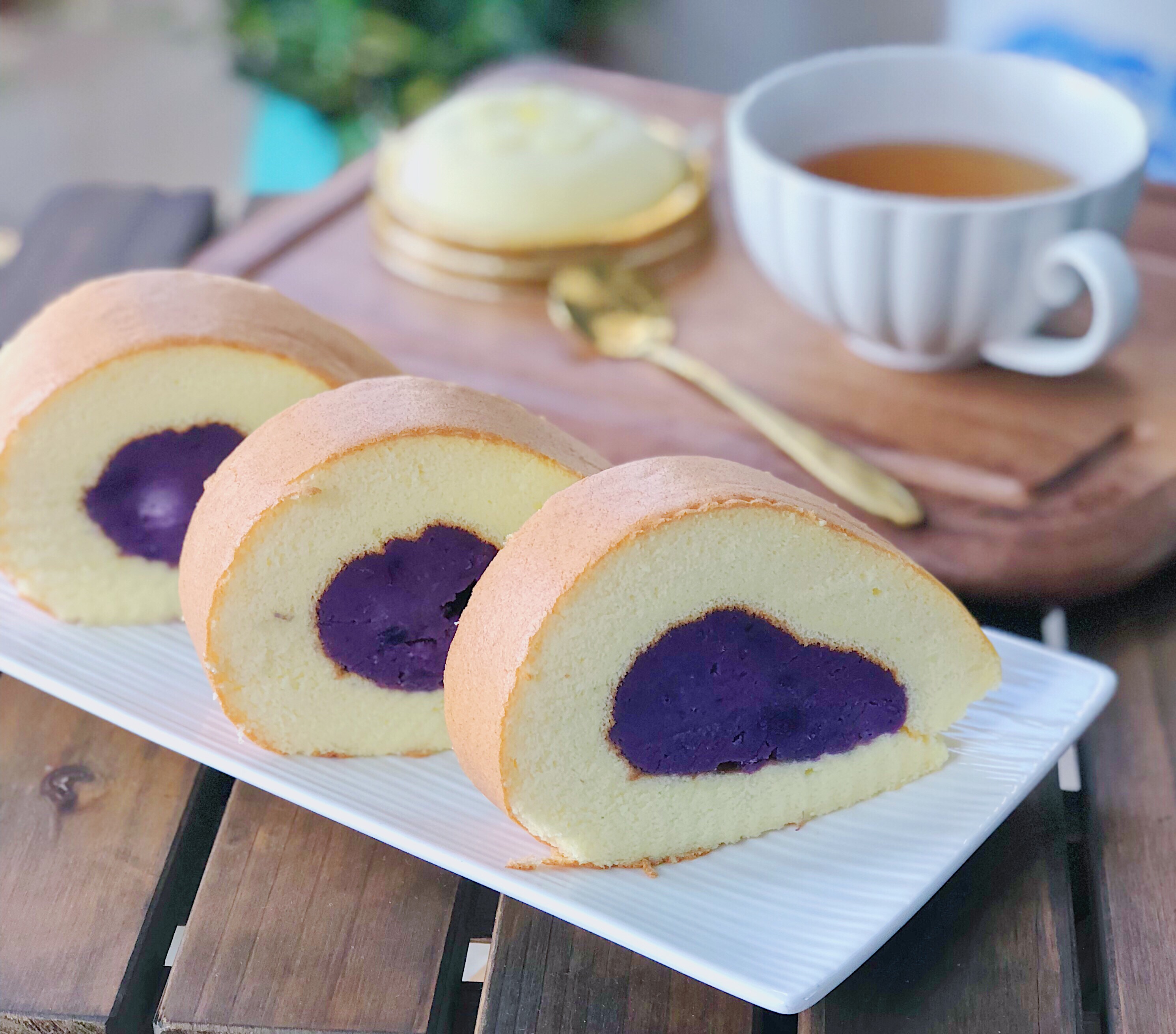 好吃不腻的紫薯芋泥蛋糕卷