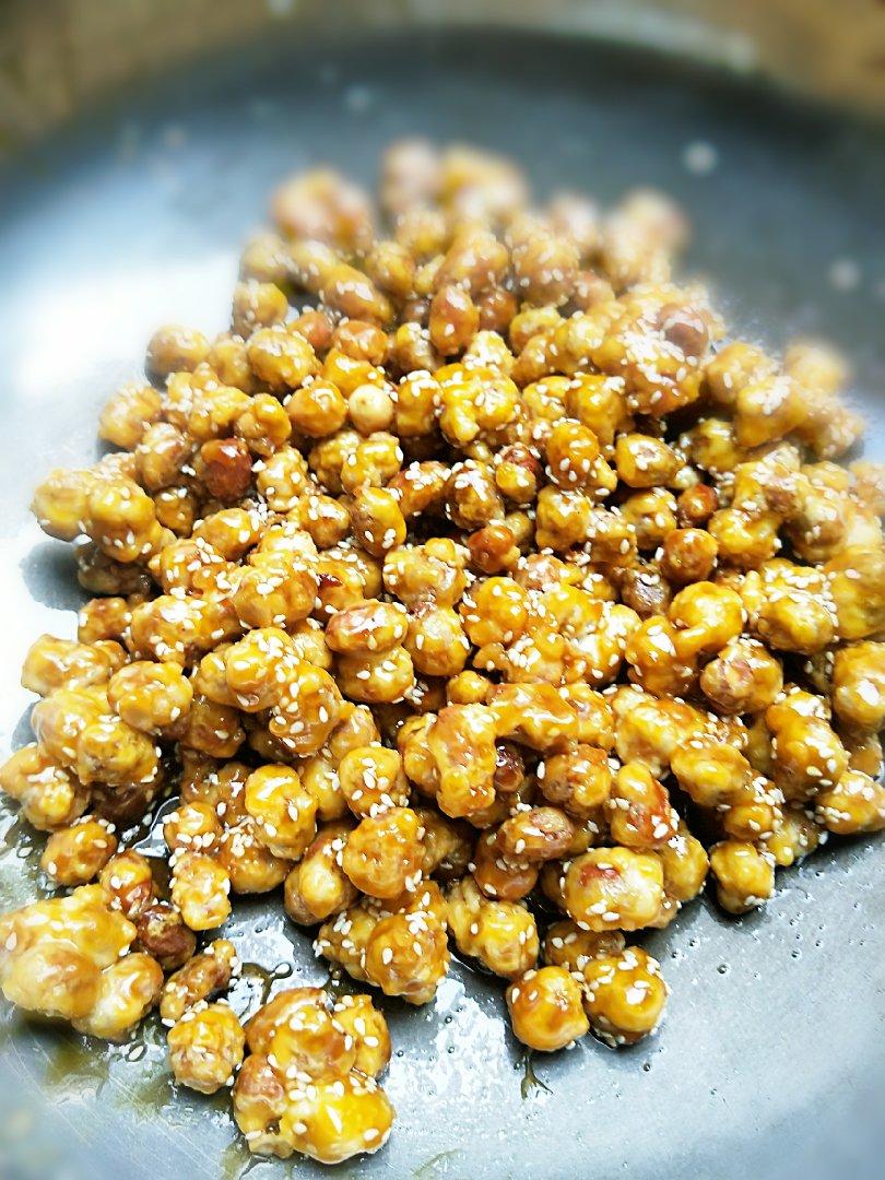 june_lijing做的糖裹花生米