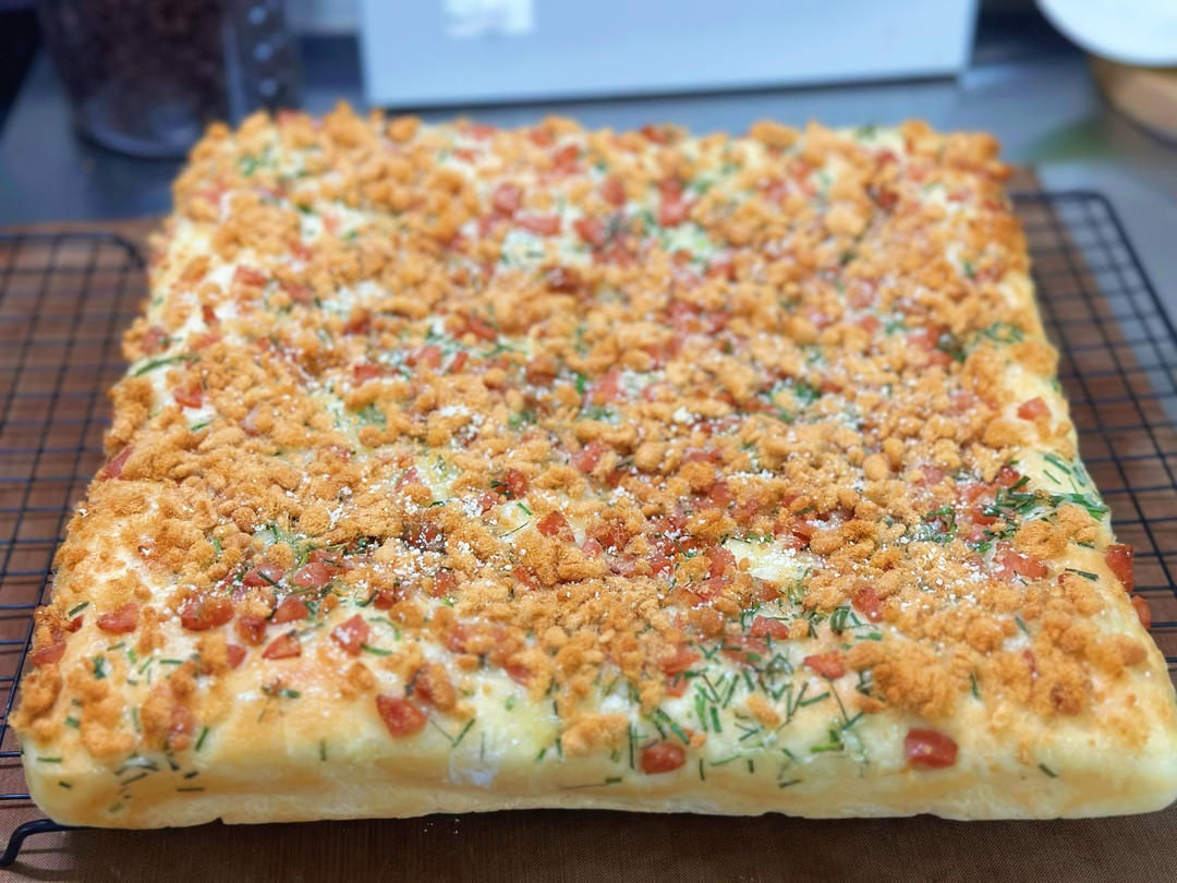 复刻面包店爆款「香葱肉松面包卷」在家就能轻松做