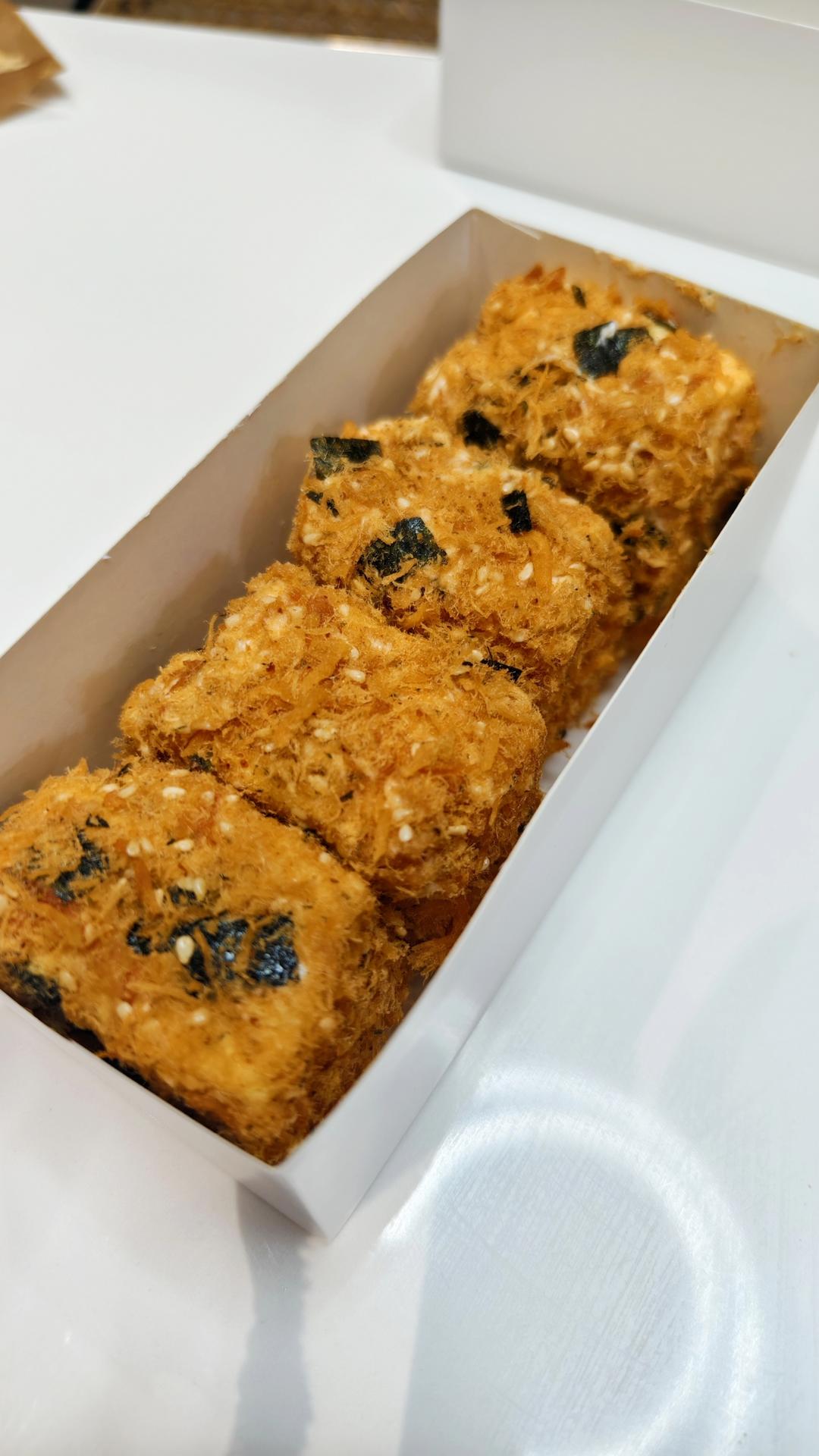 【有奖跟做】海苔肉松小贝蛋糕|酥松绵软