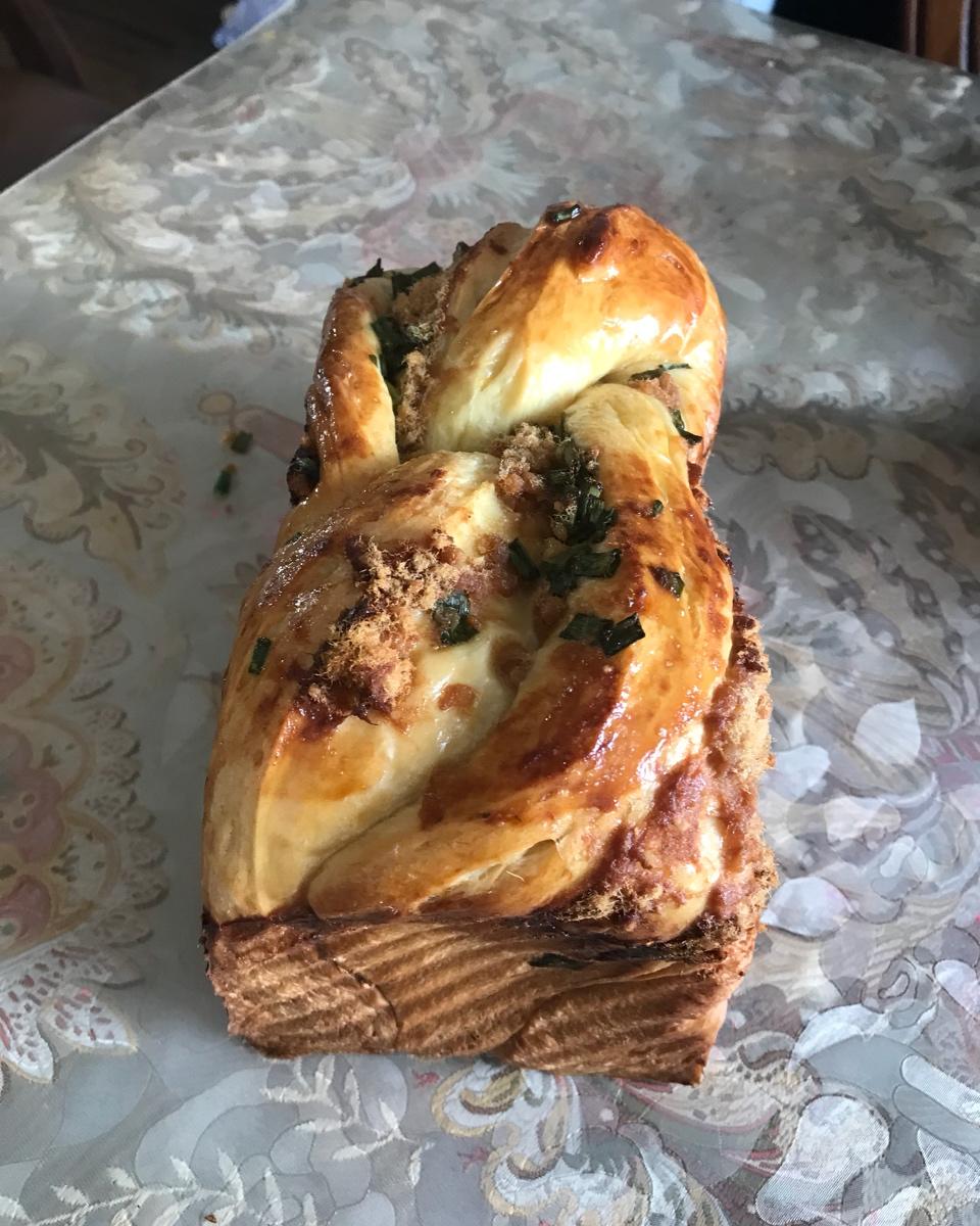 小美版香葱肉松手撕吐司