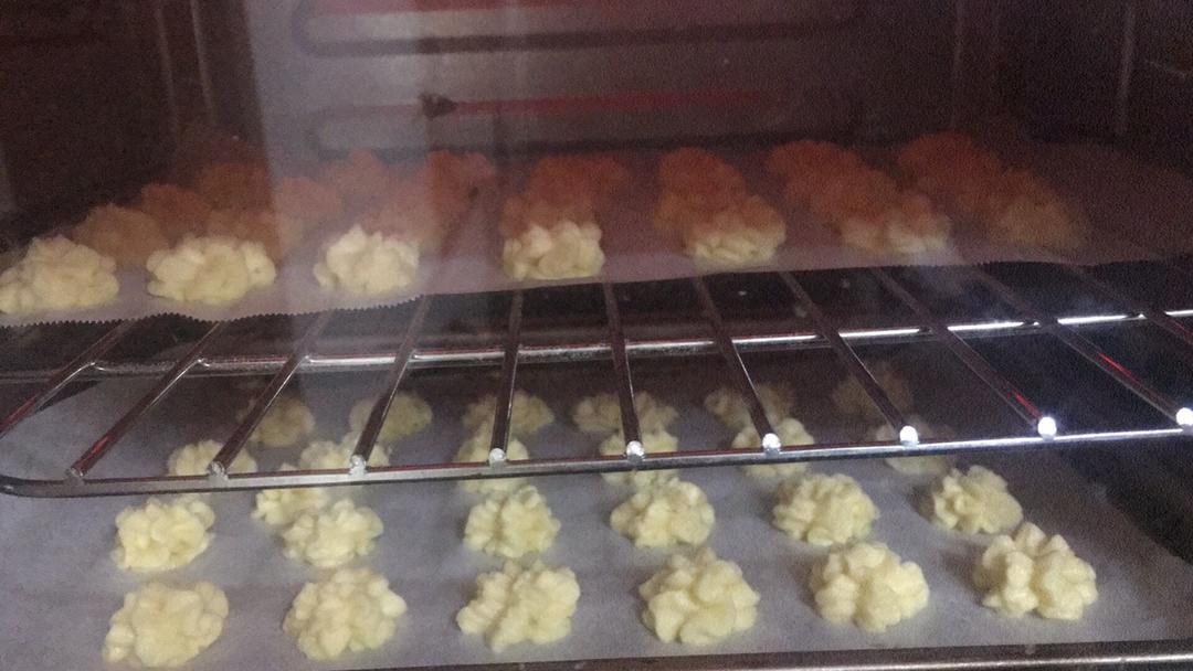 被业界猜了很久的网红牛油小花曲奇配方，酥的掉渣