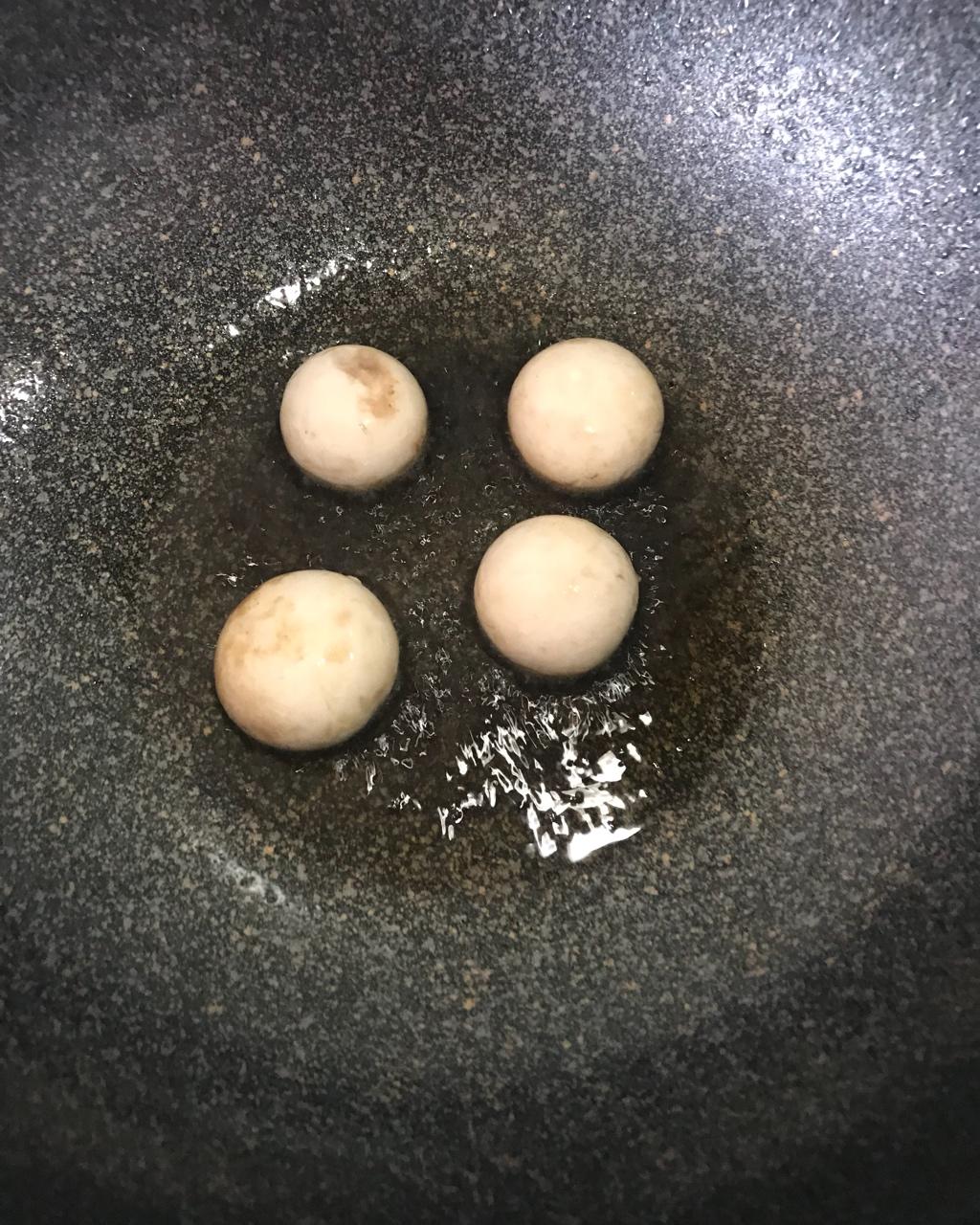 保留最原始鲜味儿的煎口蘑