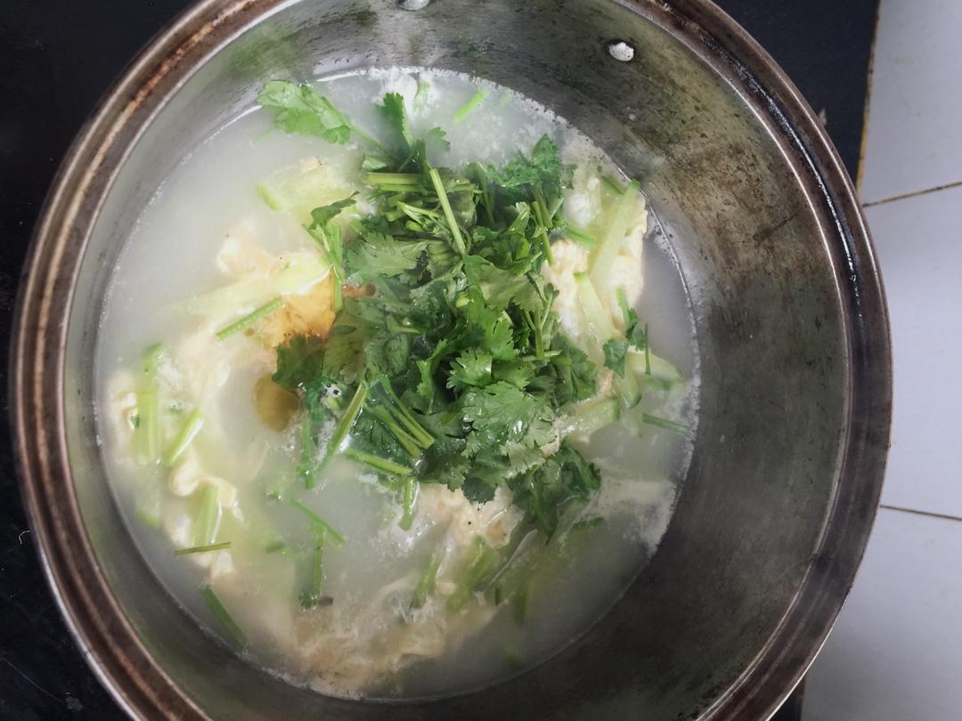 一到冬天就能想起来的通气的萝卜汤的做法