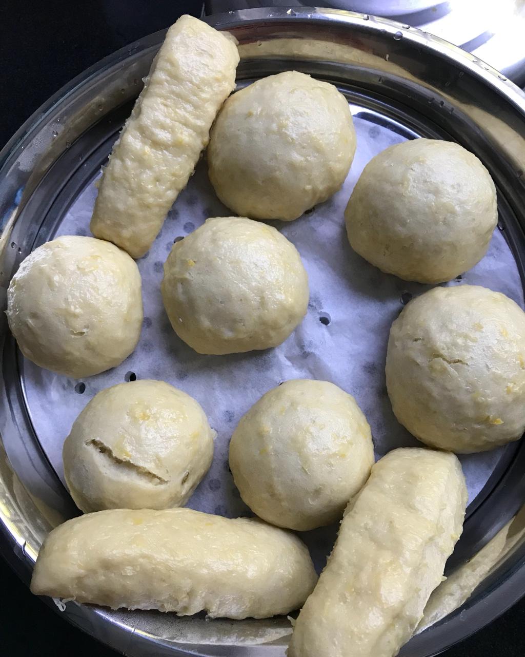 琴小妖做的玉米渣馒头