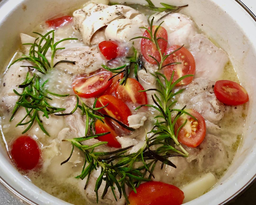 意大利大厨Gennaro Contaldo的香草焖鸡