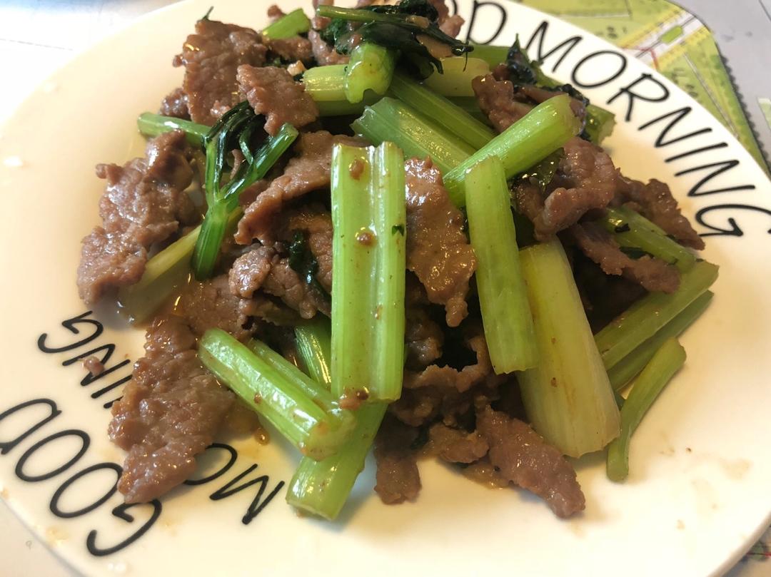 芹菜炒牛肉