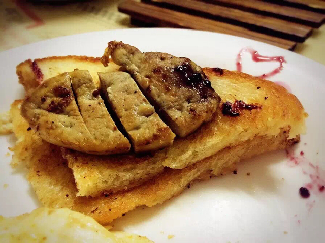 summerzdix做的香煎鹅肝蓝莓酱