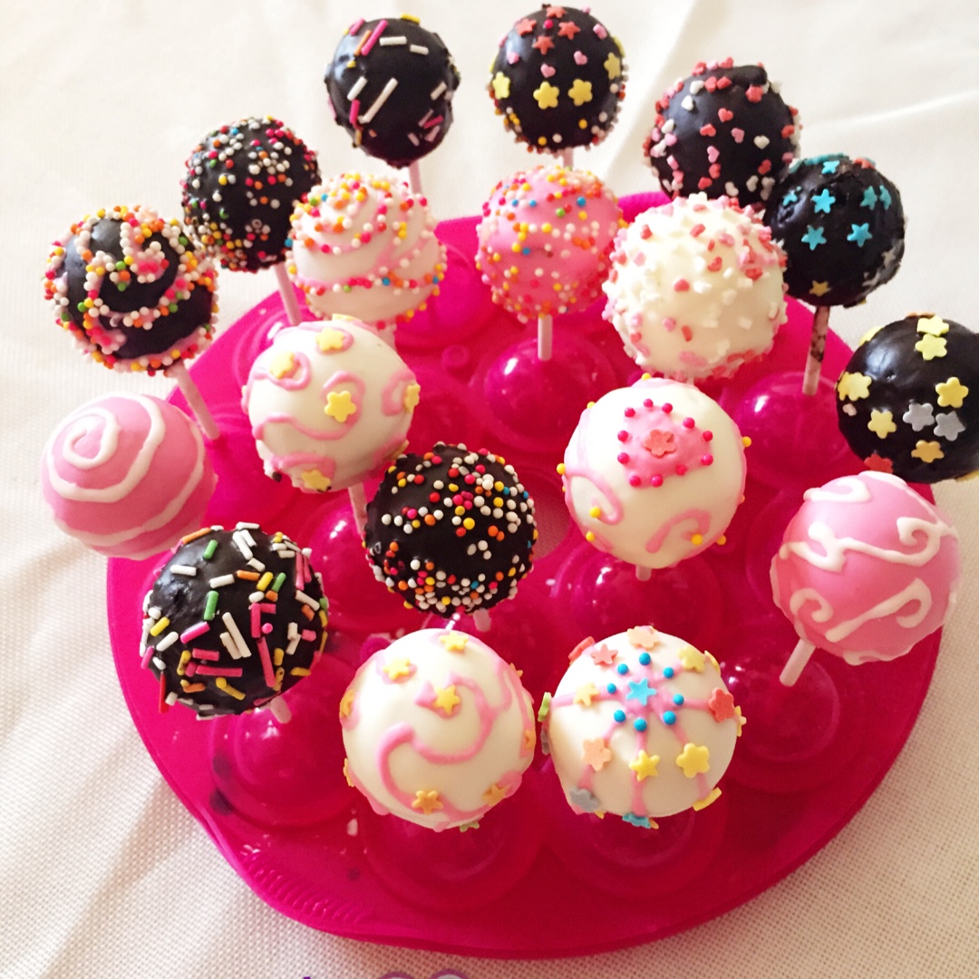 《Tinrry下午茶》教你做棒棒糖蛋糕