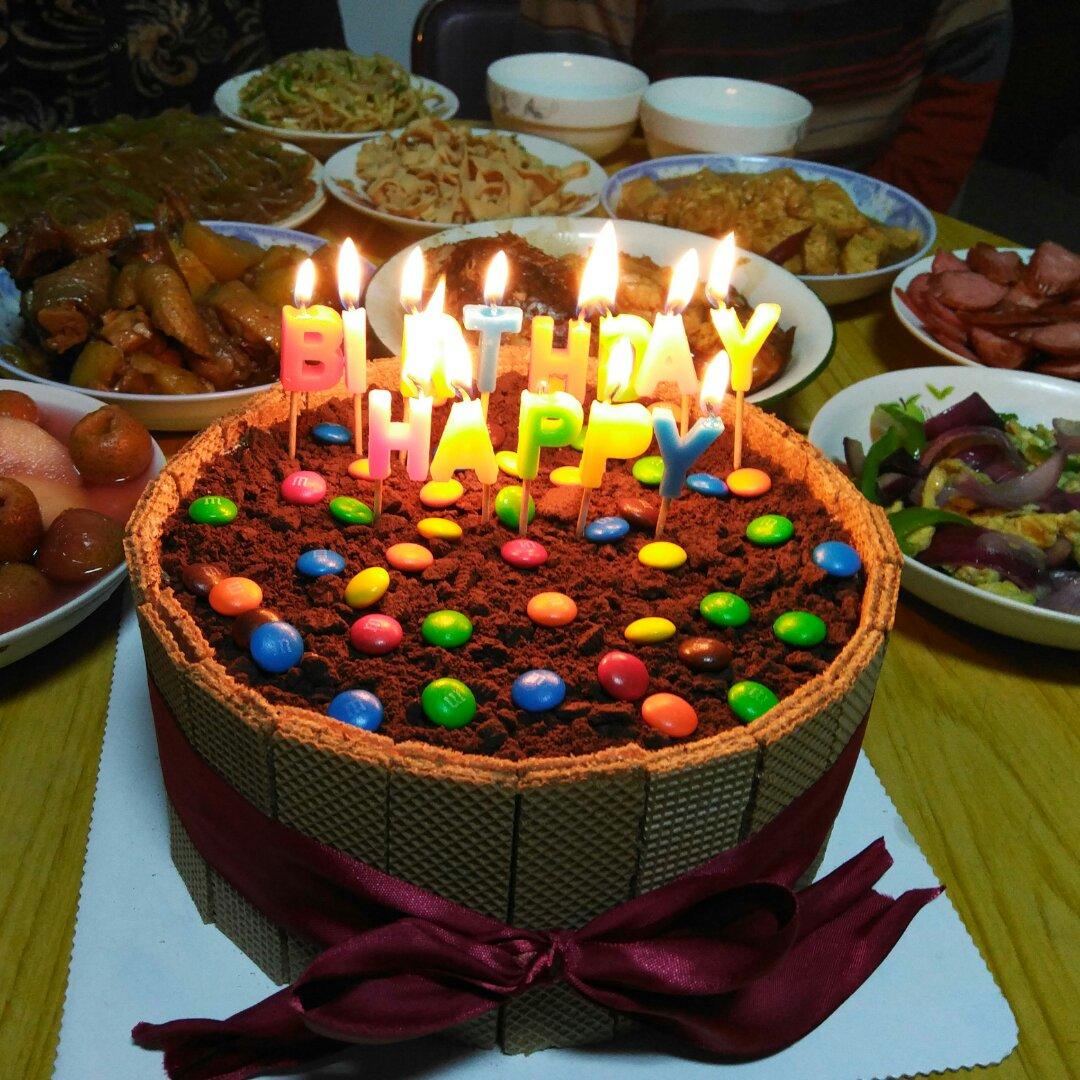 生日蛋糕教程【威化饼干围边】