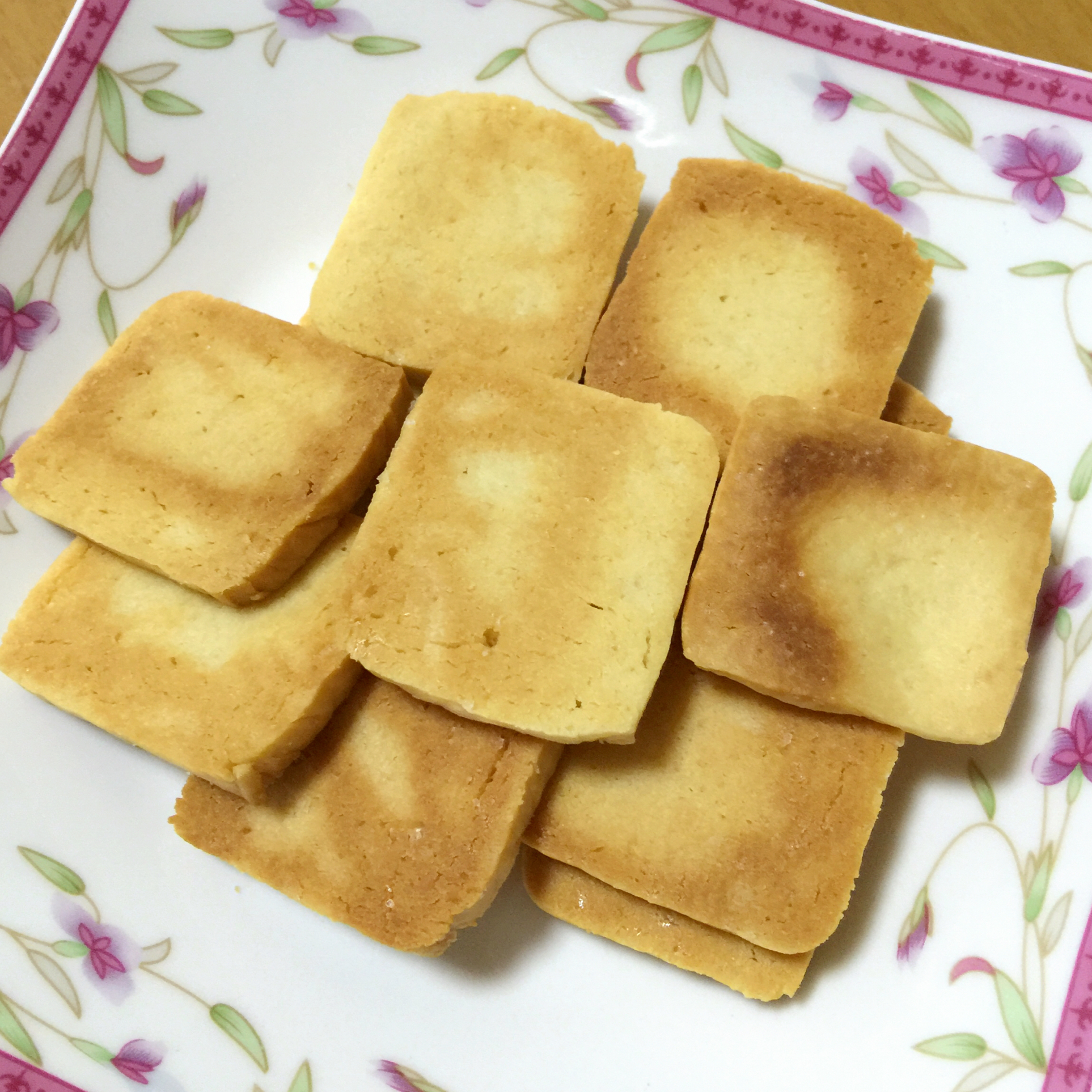 炼乳饼干