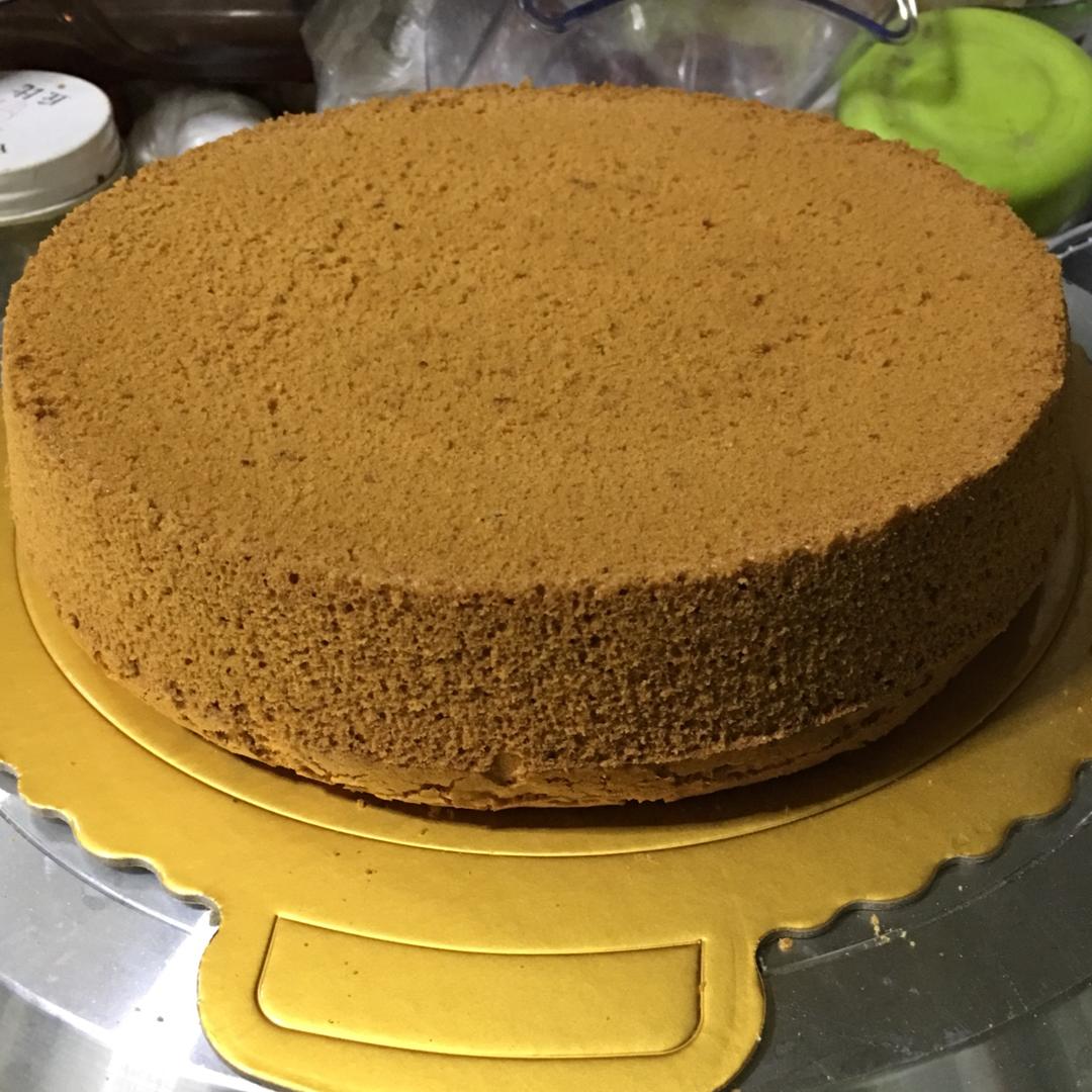 烤箱做蛋糕（戚风蛋糕的做法）