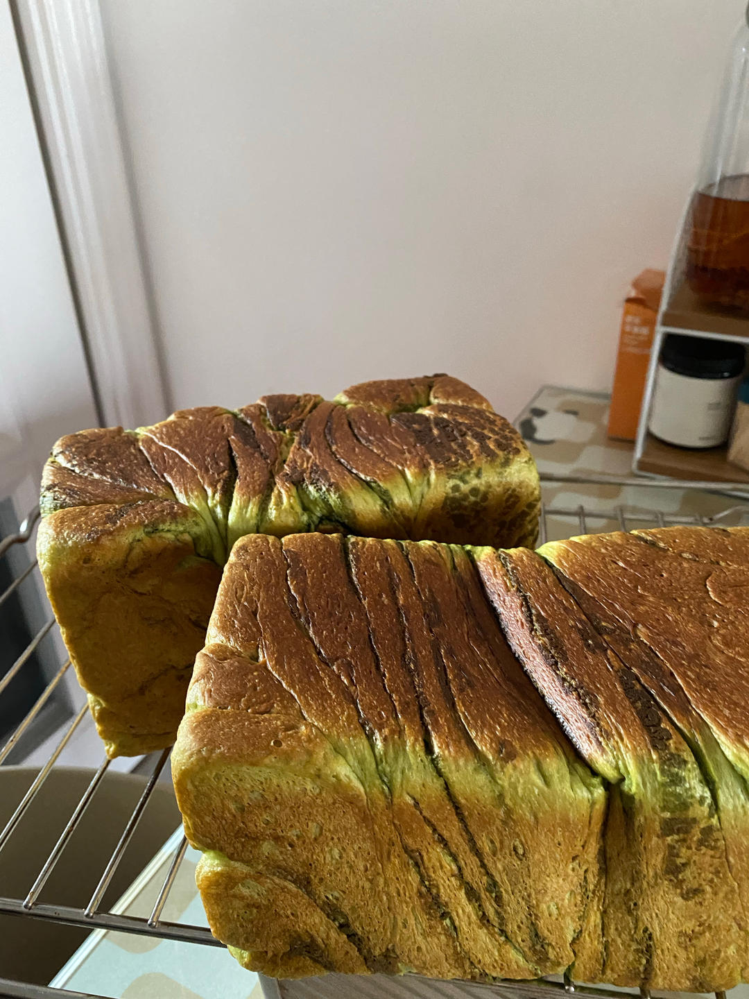 200一斤的开心果，做成吐司得多好吃啊！