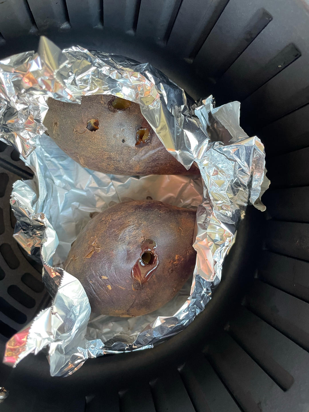 空气炸锅烤红薯(软糯流糖，一个吃不够)