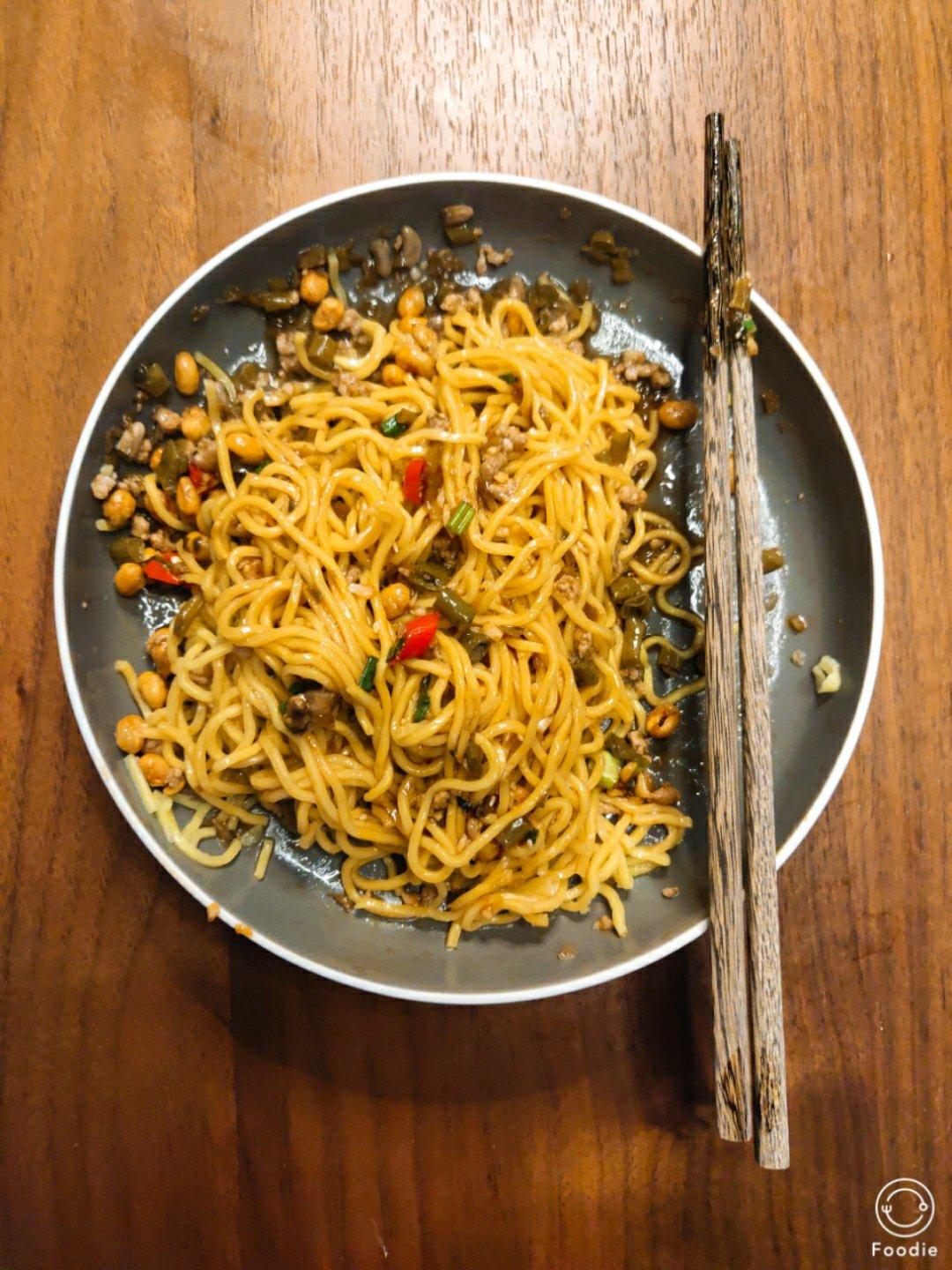 肉末酸豆角红油拌面【食材包操作说明】