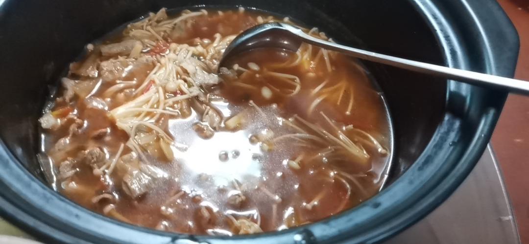 番茄金针菇牛肉