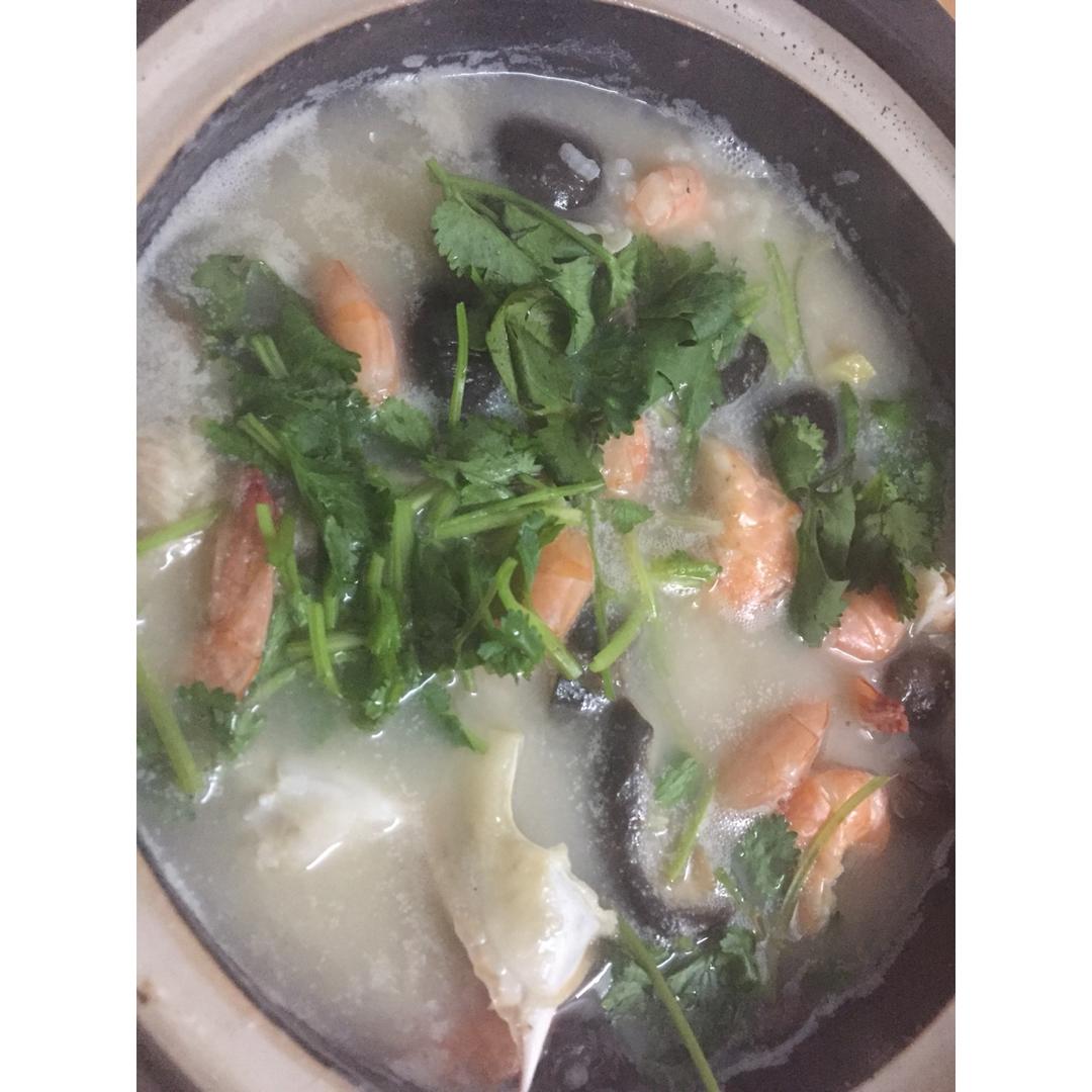 正宗潮汕虾蟹砂锅粥