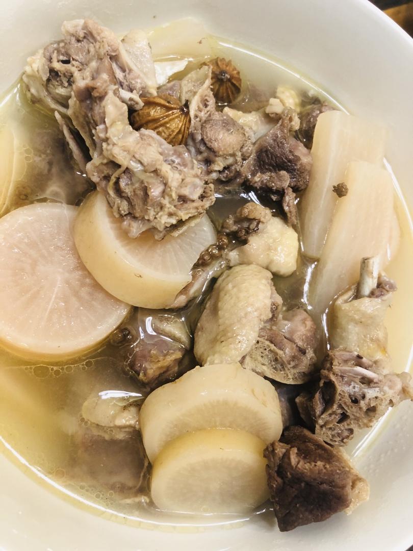 酸萝卜老鸭汤
