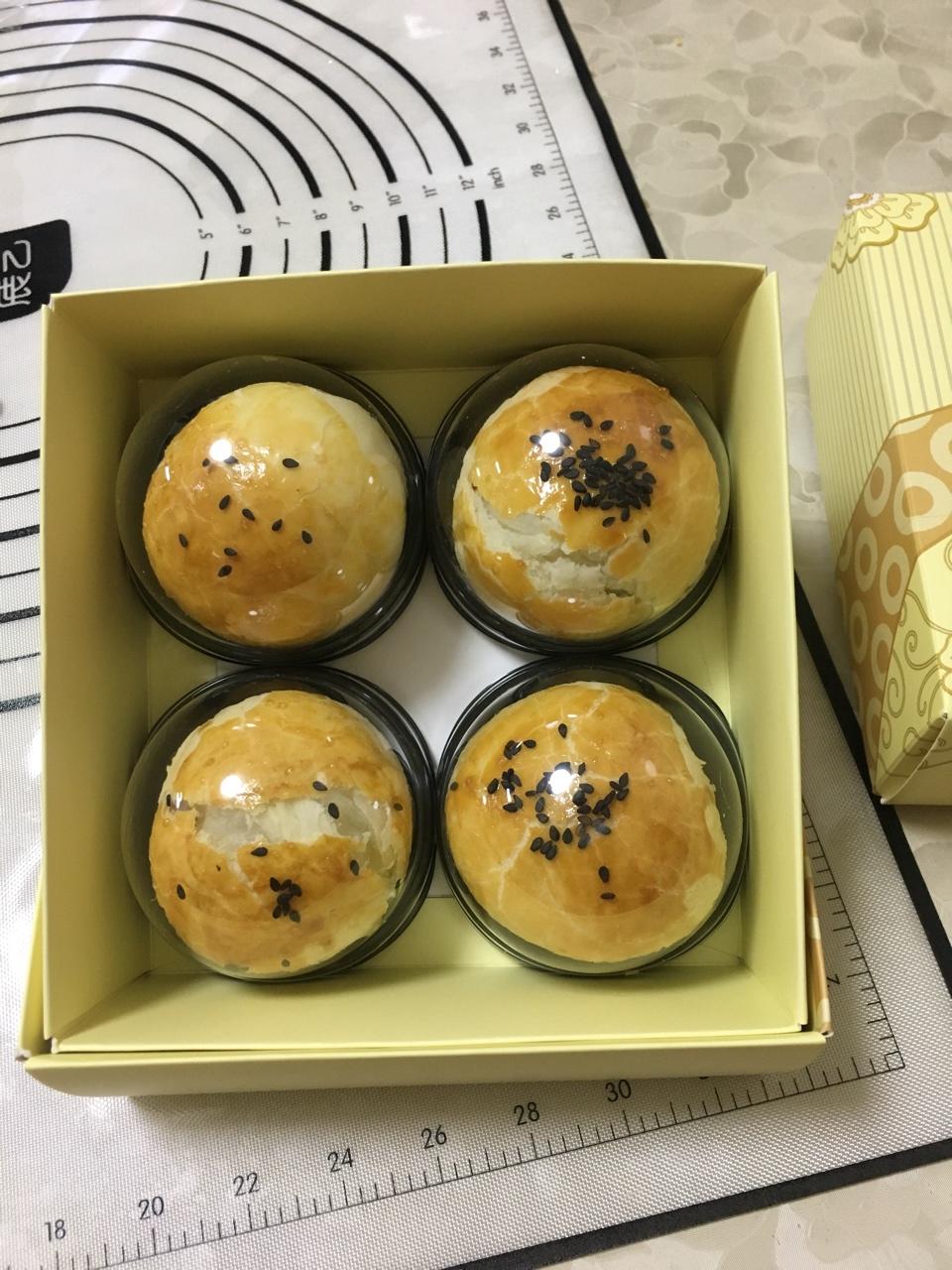 ㊙️网红麻薯肉松蛋黄酥🔥，好吃到爆‼️