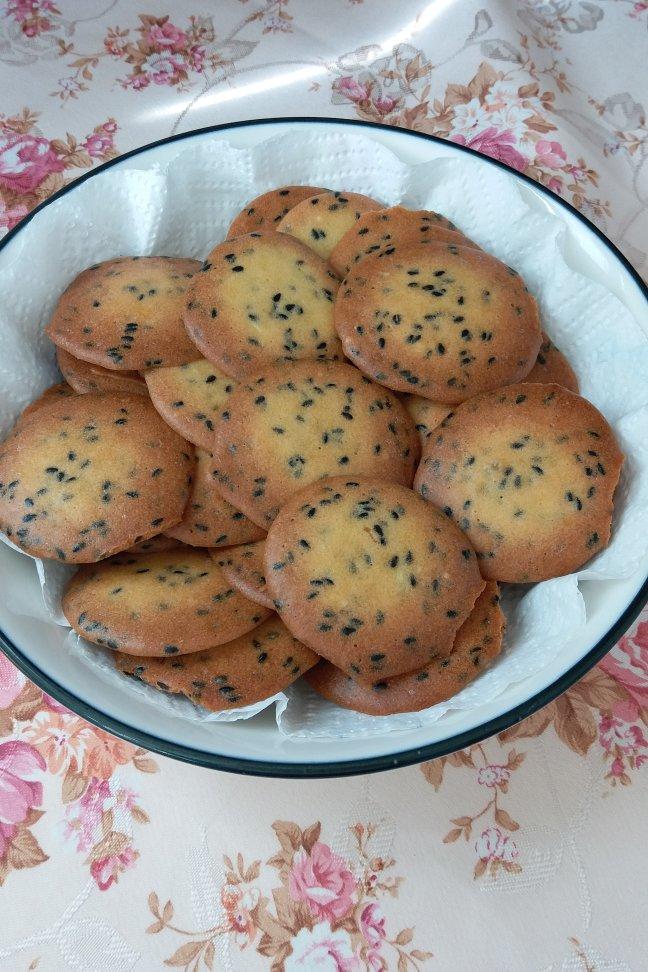 脆香 鸡蛋芝麻薄饼