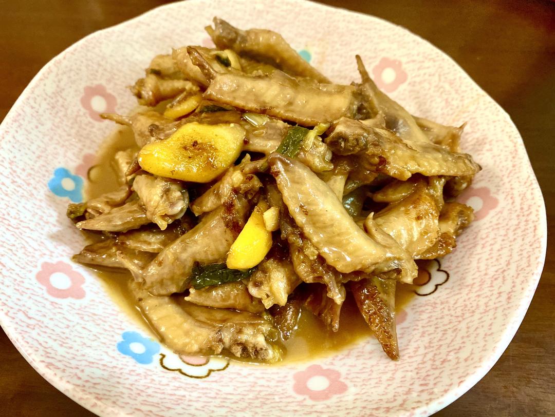 香港著名小吃：B仔鸡尖