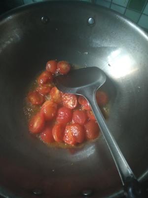 升级版西红柿面疙瘩汤的做法 步骤5
