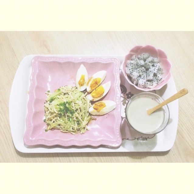 黄瓜拌豆腐皮