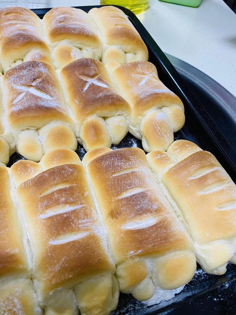 软到不知所措的牛奶卷