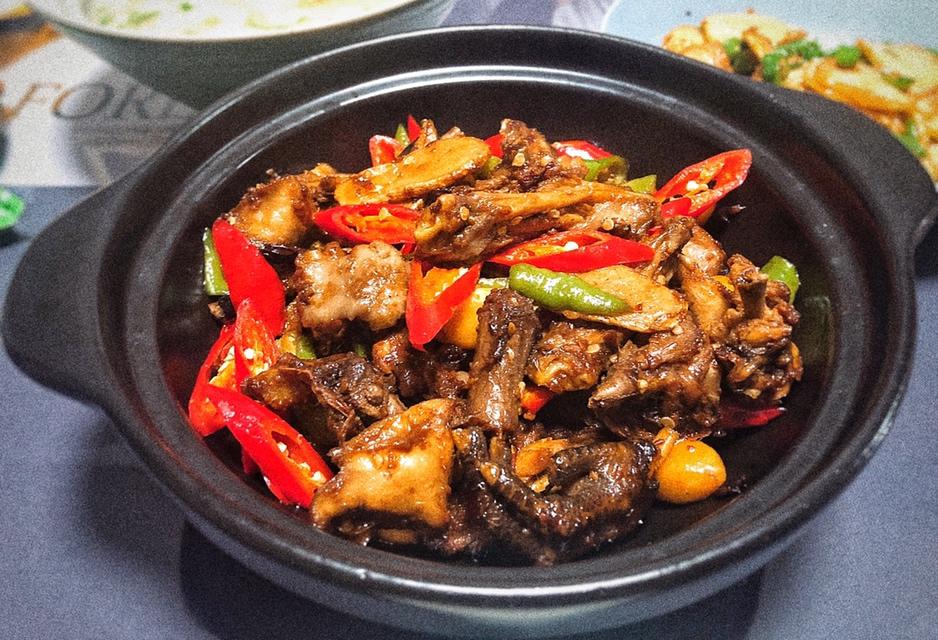 台式三杯鸡