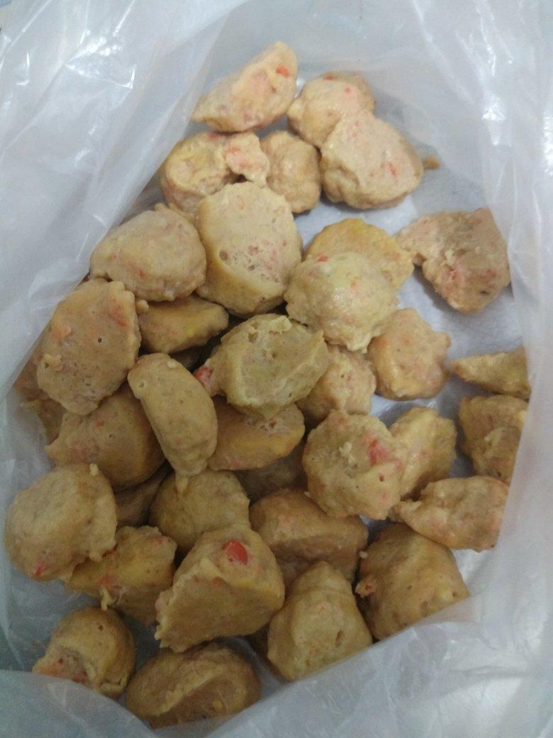 宝宝辅食～香菇胡萝卜鸡肉豆腐丸子