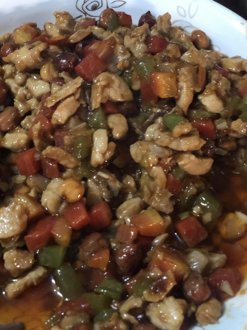 宫保鸡丁还是宫爆鸡丁