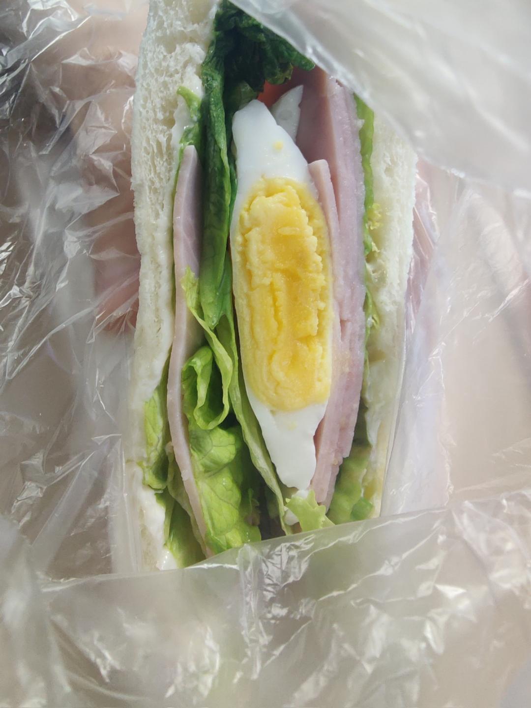 火腿芝士蛋三文治