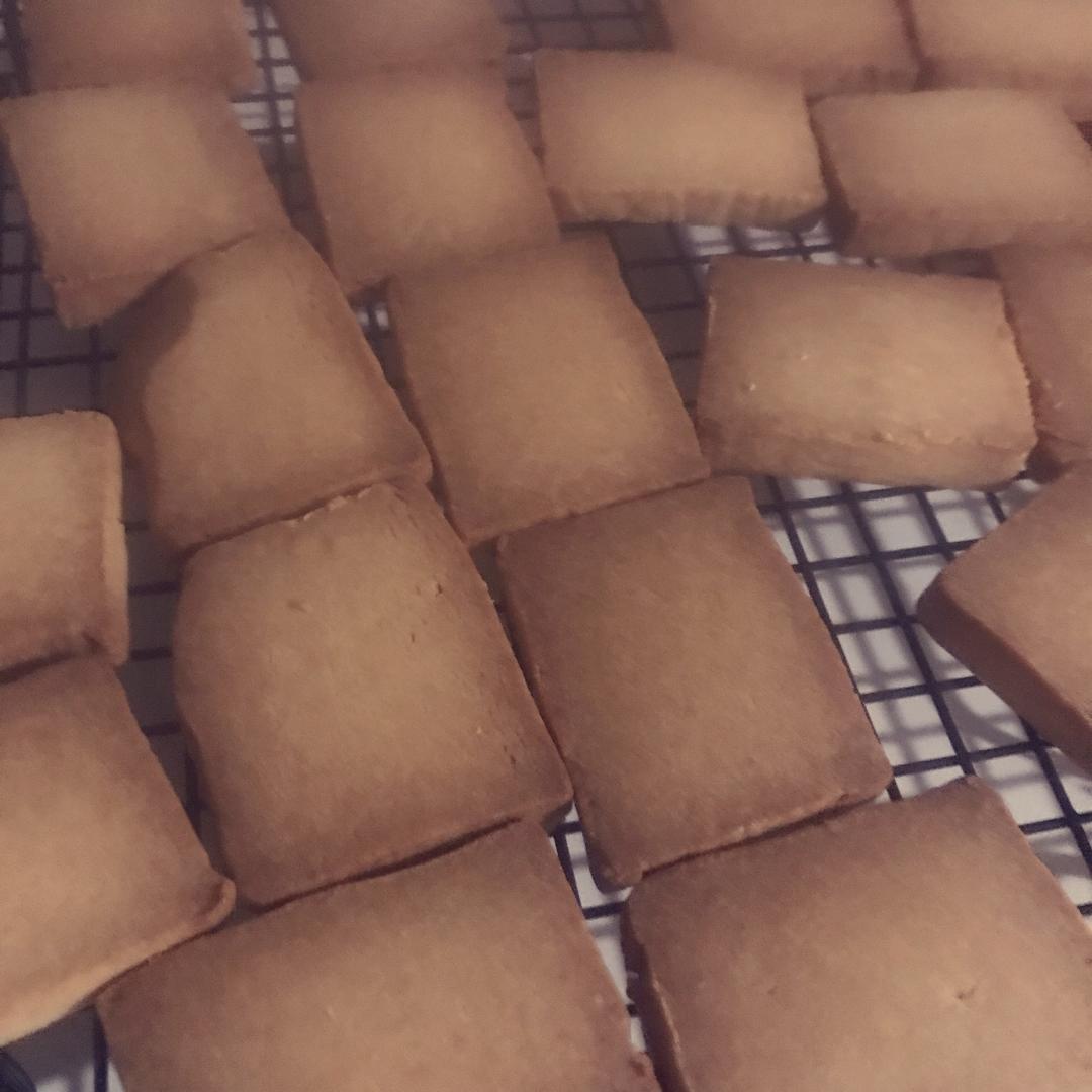 【炼乳脆饼•硬】非常简单的硬饼干
