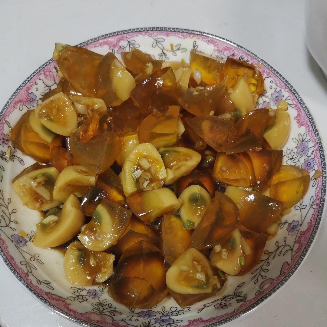 凉拌皮蛋