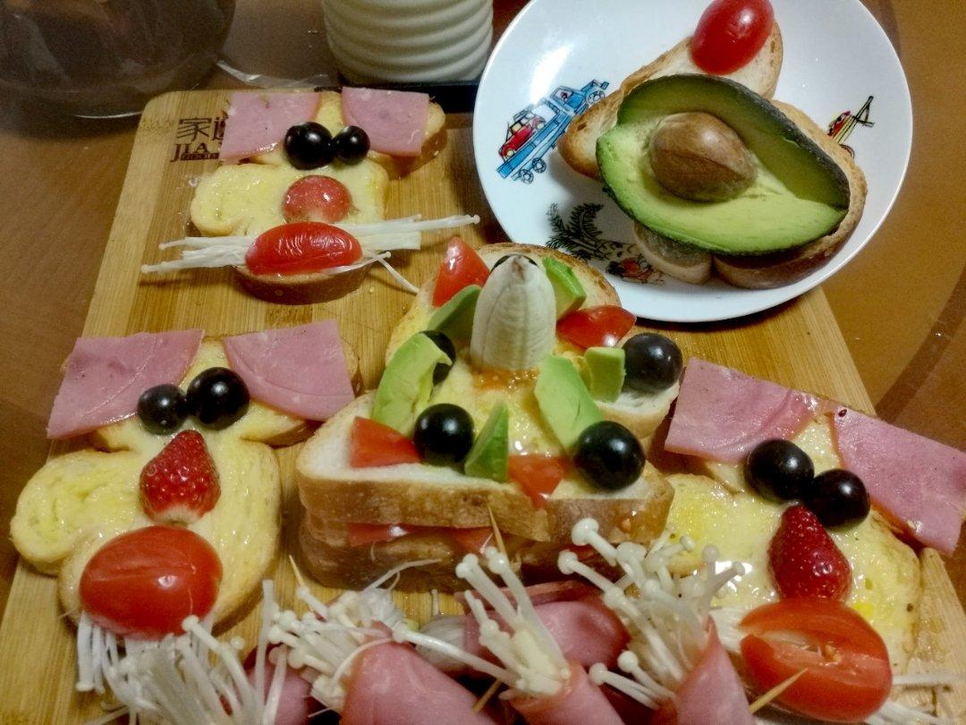 圣诞老人开放式三明治