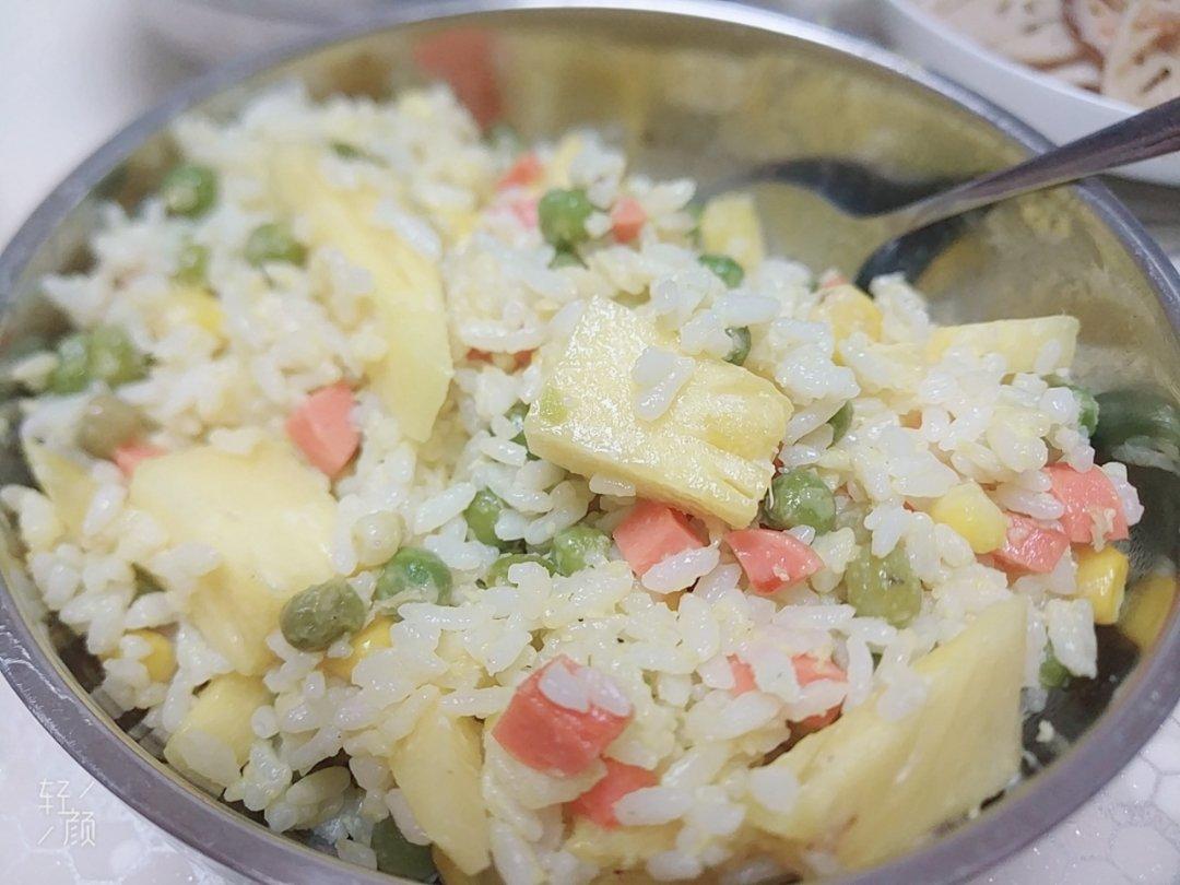 菠萝蛋炒饭
