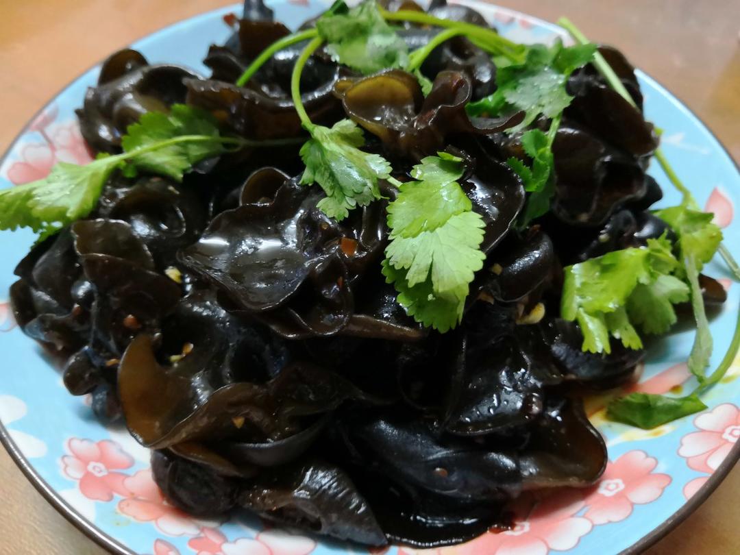 凉拌黑木耳