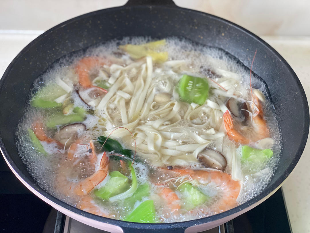 🍜丝瓜三鲜面｜适合夏天的鲜美挂面