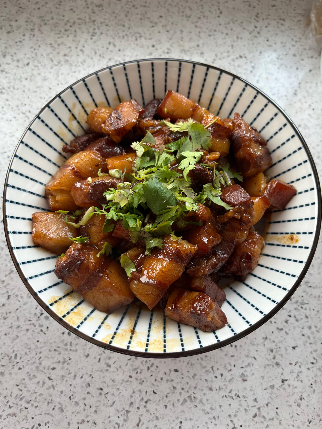 家常版的红烧肉（一点都不腻，软，糯)
