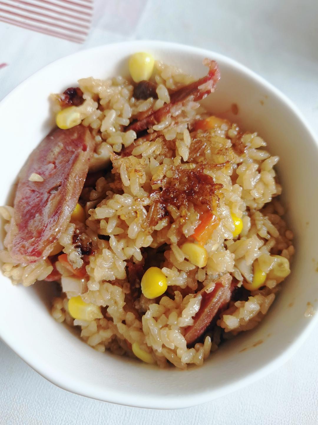 懒人电饭锅香肠焖饭/煲仔饭