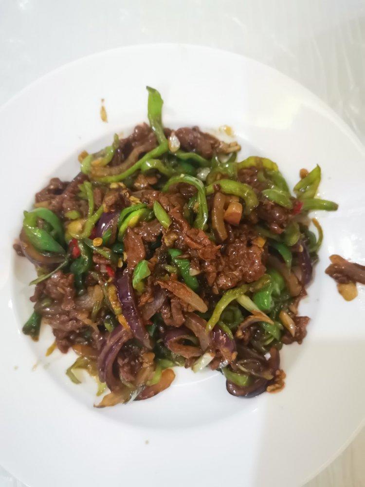 【小高姐】青椒牛肉 如何炒出嫩滑的牛肉