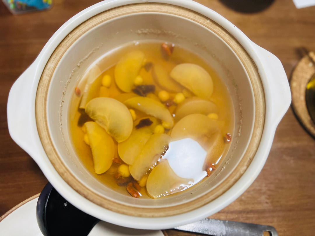 止咳润喉梨汤