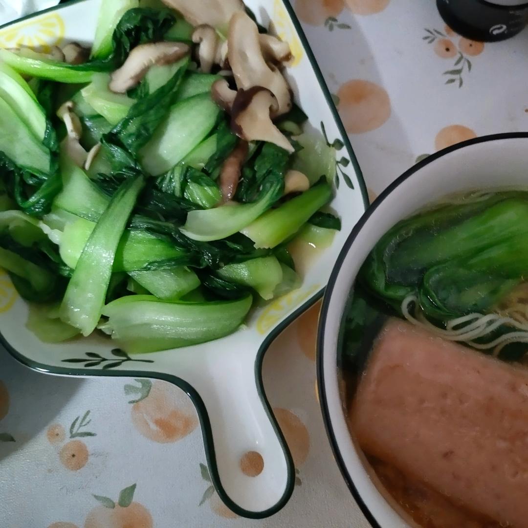 香菇油菜（简单快手）