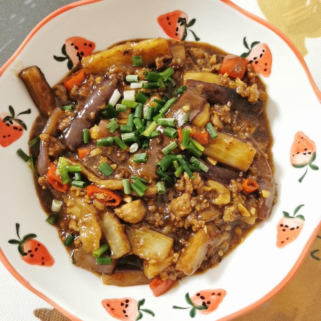 肉沫茄子（非油炸健康版）文末另附万能鱼香汁配方。