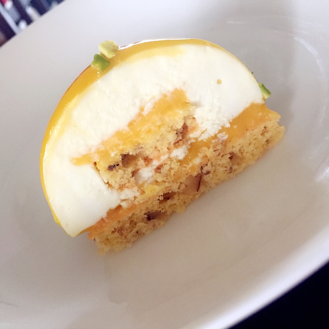 #拼颜值 也拼实力#Hakuna Matata-百香果芒果配椰子慕斯