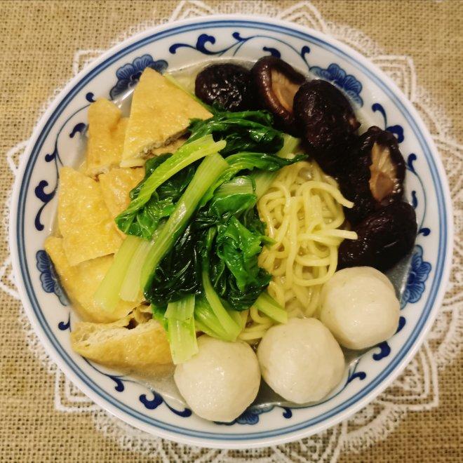 香菇菜汤面