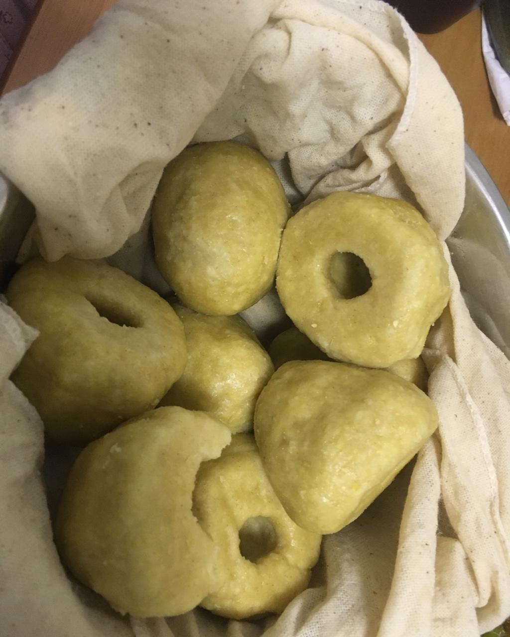 小胖子橘妞做的豆渣窝窝头