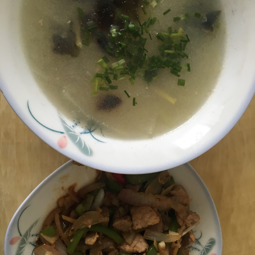 洋葱青椒炒肉丝