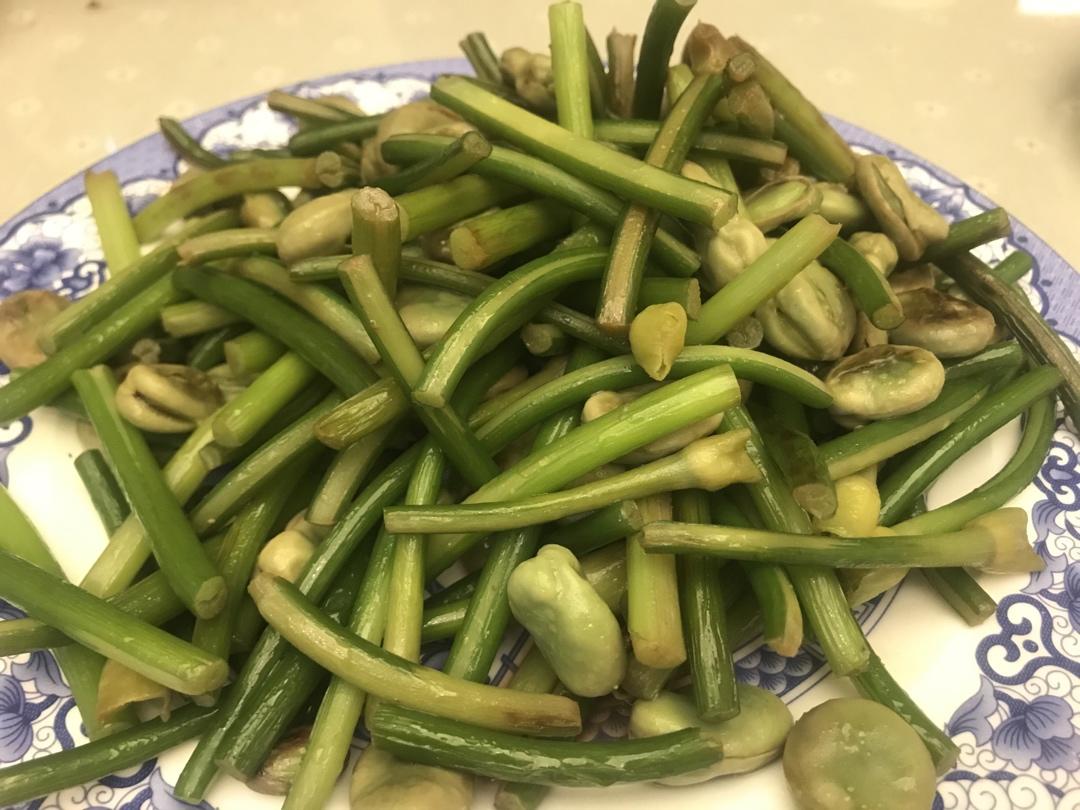 蒜薹炒蚕豆